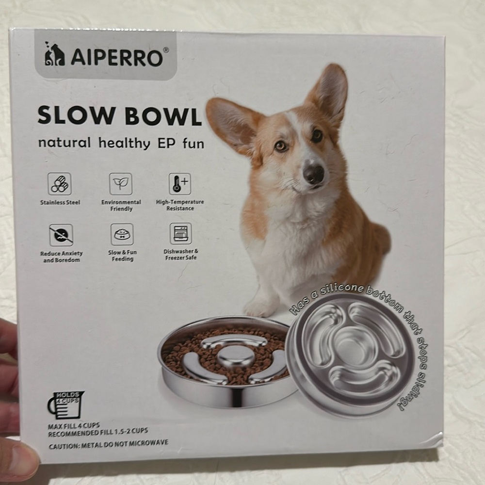 NWOT metal slow food dish